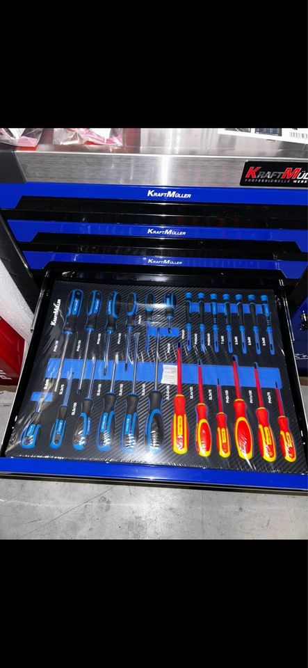 XXL-Werkzeugwagen komplett mit Werkzeugen + Koffer